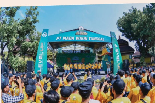 Family Gathering foto utama